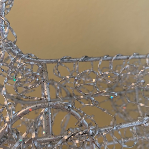 Wire Metal Mesh Reindeer & Christmas Tree - Picture 15 of 16